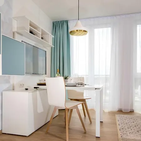 Nino-boardinghouse 11